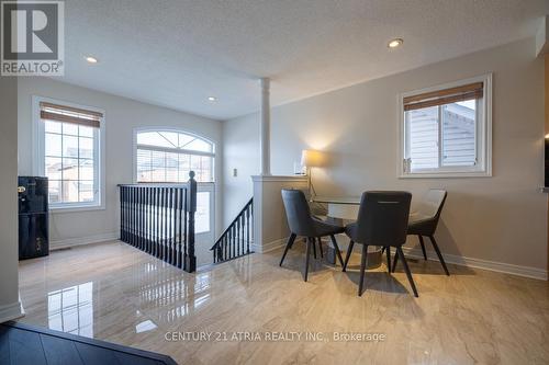 17 Macbride Crescent, Vaughan, ON - Indoor Photo Showing Dining Room