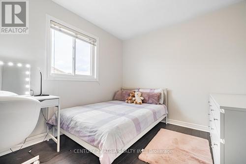 17 Macbride Crescent, Vaughan, ON - Indoor Photo Showing Bedroom