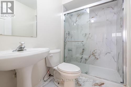 17 Macbride Crescent, Vaughan, ON - Indoor Photo Showing Bathroom