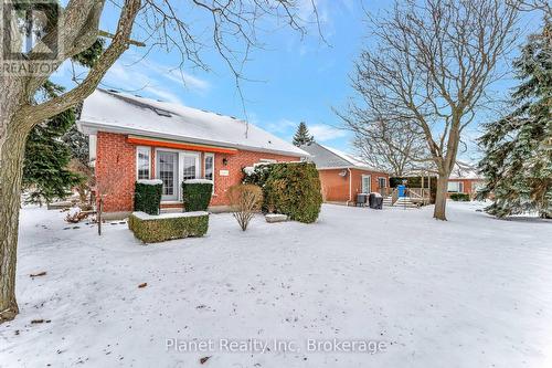 51 Cherry Blossom Circle, Guelph (Village By The Arboretum), ON - Outdoor