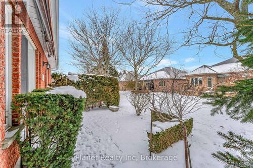 51 Cherry Blossom Circle, Guelph (Village By The Arboretum), ON - Outdoor