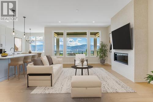 2811 Copper Ridge Drive, West Kelowna, BC - Indoor Photo Showing Living Room