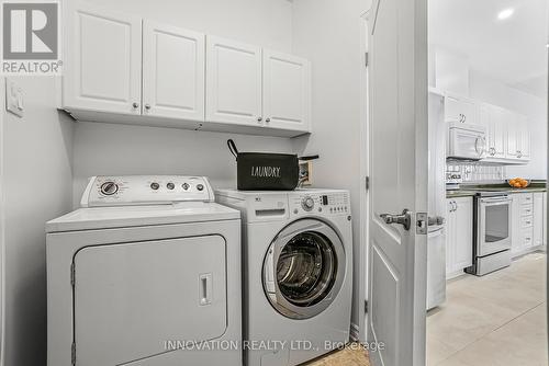 7 Eileen Crescent, Ottawa, ON - Indoor Photo Showing Laundry Room