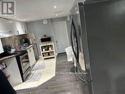 21 Benway Drive, Toronto, ON - Indoor Photo Showing Kitchen