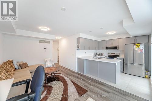 7 - 155 Veterans Drive, Brampton, ON - Indoor Photo Showing Kitchen