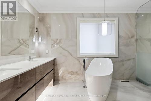 282 Tudor Avenue, Oakville, ON - Indoor Photo Showing Bathroom