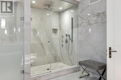 282 Tudor Avenue, Oakville, ON - Indoor Photo Showing Bathroom