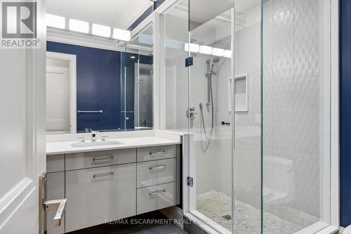 282 Tudor Avenue, Oakville, ON - Indoor Photo Showing Bathroom