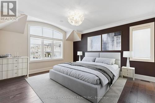 282 Tudor Avenue, Oakville, ON - Indoor Photo Showing Bedroom