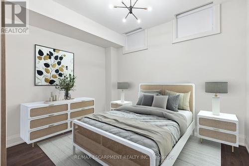 282 Tudor Avenue, Oakville, ON - Indoor Photo Showing Bedroom