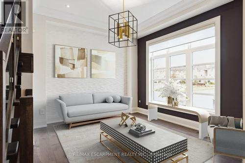 282 Tudor Avenue, Oakville, ON - Indoor Photo Showing Living Room