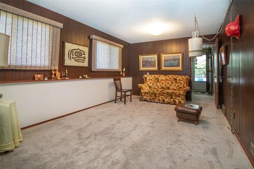 11 Caro Road, Kelowna, BC - Indoor Photo Showing Other Room