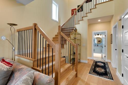 2-935 Borden Avenue, Kelowna, BC - Indoor Photo Showing Other Room