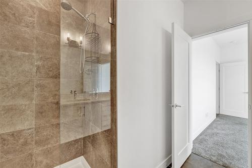 338-610 Academy Way, Kelowna, BC - Indoor Photo Showing Bathroom