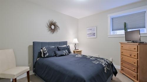 5-1836 Tower Ranch Boulevard, Kelowna, BC - Indoor Photo Showing Bedroom