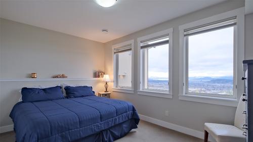 5-1836 Tower Ranch Boulevard, Kelowna, BC - Indoor Photo Showing Bedroom