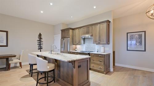 5-1836 Tower Ranch Boulevard, Kelowna, BC - Indoor Photo Showing Kitchen With Upgraded Kitchen