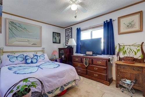 43-1750 Lenz Road, West Kelowna, BC - Indoor Photo Showing Bedroom