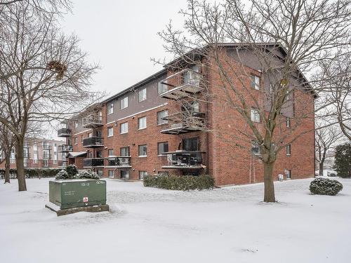 Back facade - 303-3175 Rue Des Émeraudes, Longueuil (Saint-Hubert), QC - Outdoor