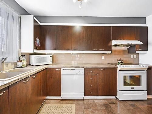 Kitchen - 303-3175 Rue Des Émeraudes, Longueuil (Saint-Hubert), QC - Indoor Photo Showing Kitchen