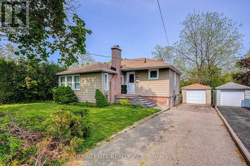 161 Church Street S, Richmond Hill, ON - Outdoor