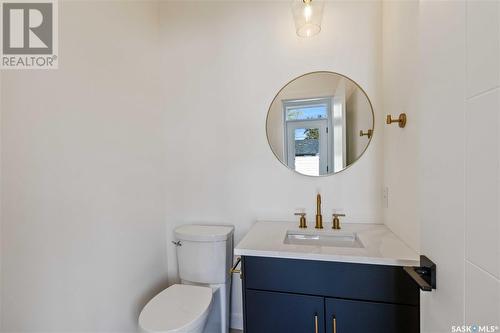 1407 12Th Street E, Saskatoon, SK - Indoor Photo Showing Bathroom