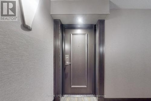 1402 - 2269 Lake Shore Boulevard W, Toronto, ON - Indoor