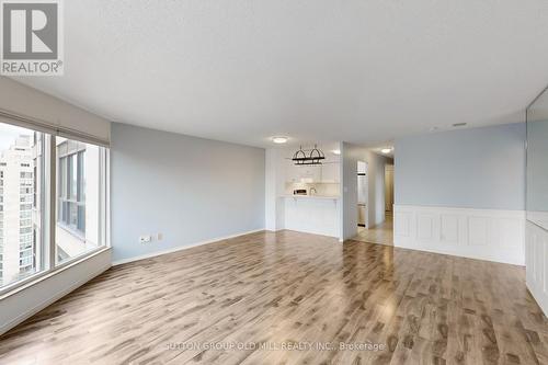 1402 - 2269 Lake Shore Boulevard W, Toronto, ON - Indoor