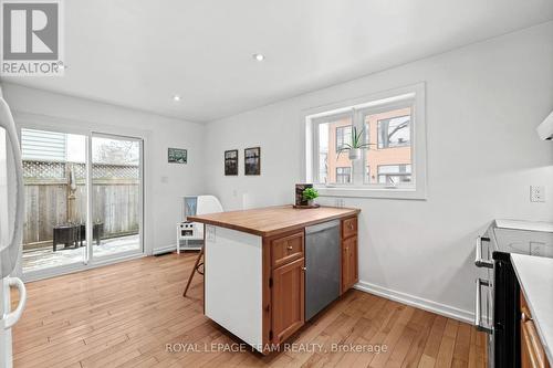 251 Iona Street, Ottawa, ON - Indoor Photo Showing Other Room