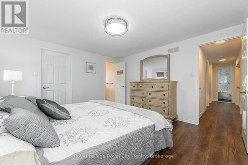 10 Freshmeadow Way, Guelph (Parkwood Gardens), ON - Indoor Photo Showing Bedroom