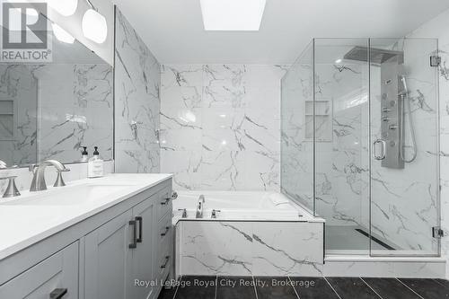 10 Freshmeadow Way, Guelph (Parkwood Gardens), ON - Indoor Photo Showing Bathroom