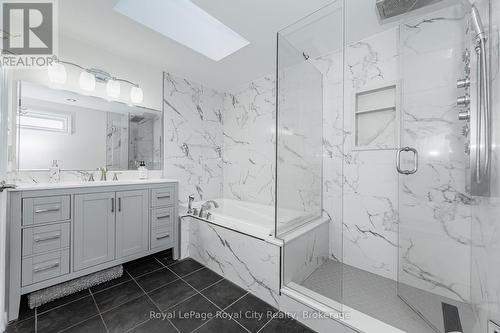 10 Freshmeadow Way, Guelph (Parkwood Gardens), ON - Indoor Photo Showing Bathroom