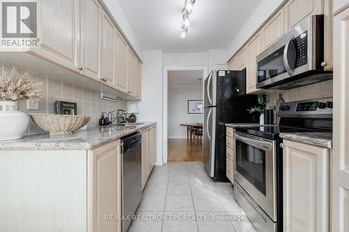 2402 - 61 Town Centre Court, Toronto, ON - Indoor Photo Showing Kitchen With Stainless Steel Kitchen