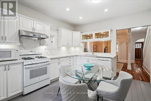 220 Fern Avenue, Toronto, ON - Indoor Photo Showing Kitchen