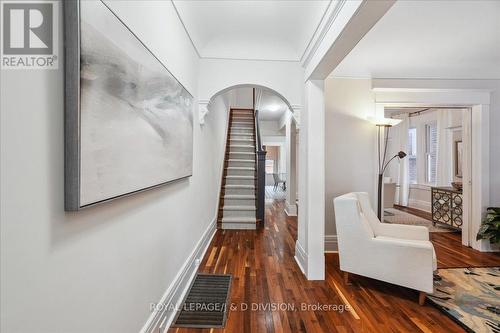 220 Fern Avenue, Toronto, ON - Indoor Photo Showing Other Room