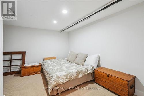 220 Fern Avenue, Toronto, ON - Indoor Photo Showing Bedroom