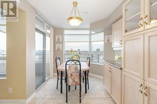 1705 - 35 Kingsbridge Garden Circle, Mississauga, ON - Indoor Photo Showing Dining Room