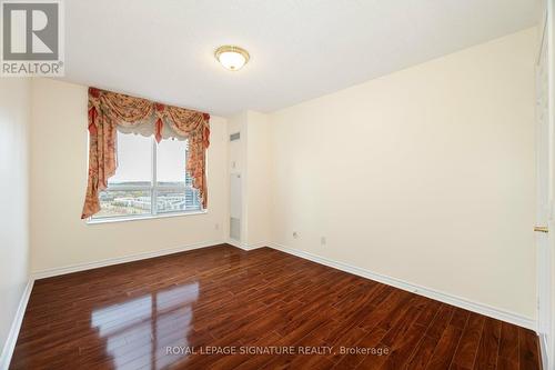 1705 - 35 Kingsbridge Garden Circle, Mississauga, ON - Indoor Photo Showing Other Room