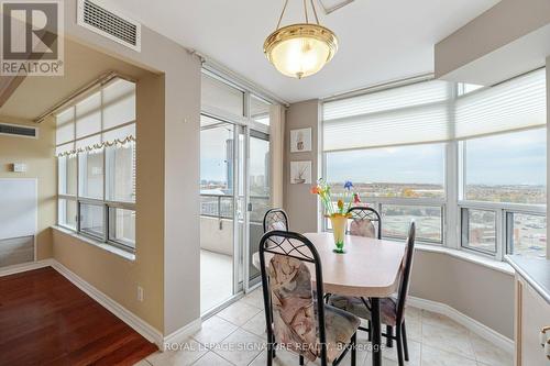 1705 - 35 Kingsbridge Garden Circle, Mississauga, ON - Indoor Photo Showing Dining Room