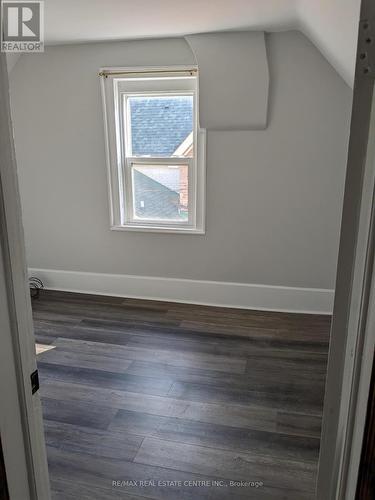 8 Church Street, Orangeville, ON - Indoor Photo Showing Other Room