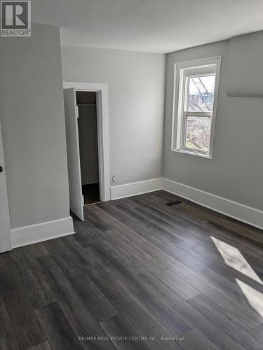 8 Church Street, Orangeville, ON - Indoor Photo Showing Other Room