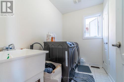 240 Palmer Lane, Woodstock, ON - Indoor Photo Showing Laundry Room