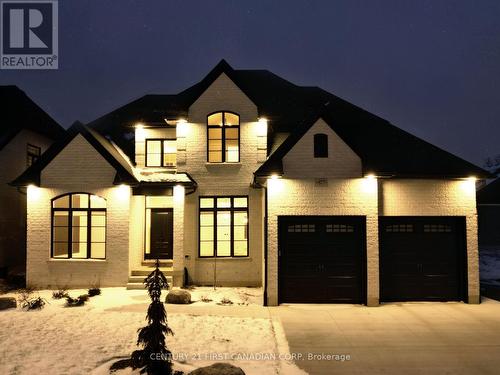 877 Eagletrace Drive, London, ON - Outdoor