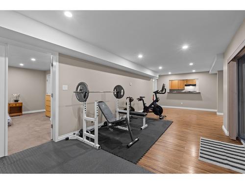 8484 215B Street, Langley, BC - Indoor Photo Showing Gym Room