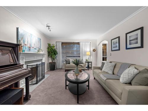 8484 215B Street, Langley, BC - Indoor Photo Showing Living Room With Fireplace