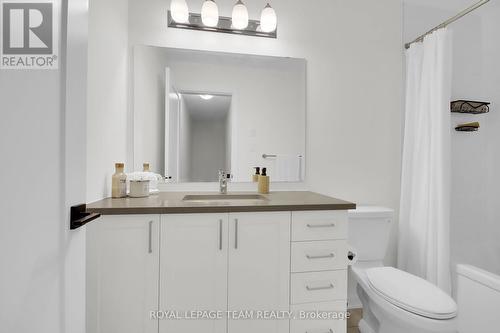 313 Raheen Court, Ottawa, ON - Indoor Photo Showing Bathroom