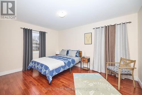 13 Byrne Boulevard, St. Catharines (461 - Glendale/Glenridge), ON - Indoor Photo Showing Bedroom