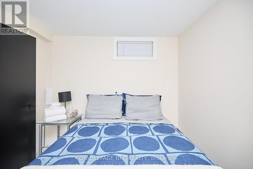 13 Byrne Boulevard, St. Catharines (461 - Glendale/Glenridge), ON - Indoor Photo Showing Bedroom