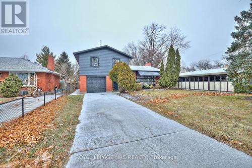 13 Byrne Boulevard, St. Catharines (461 - Glendale/Glenridge), ON - Outdoor