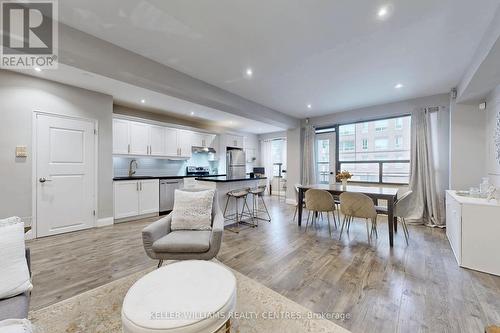 301 - 740 Eglinton Avenue W, Toronto, ON - Indoor Photo Showing Living Room